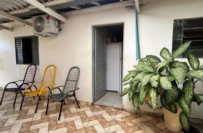 Casa com 1 quarto à venda na Rua Antonio Ruic, ***, Jardim Toselar, Birigui