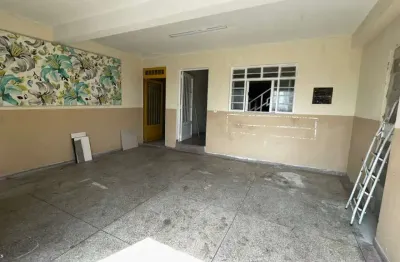 Sala Comercial para alugar em Vila Nova Curuçá de 250.00m² com 2 Garagens