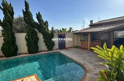 Casa para venda em Vila Totoli de 310.00m² com 4 Quartos, 2 Suites e 6 Garagens