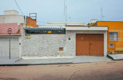 Casa para venda em Jardim Messina de 120.00m² com 2 Quartos e 2 Garagens