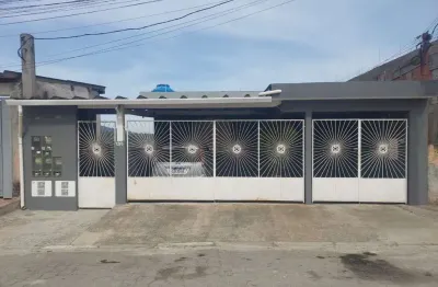 Casa para venda em Companhia Fazenda Belém de 220.00m² com 3 Quartos e 3 Garagens