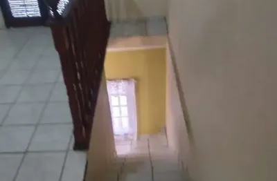 Casa para venda em Portal Da Santa Fe de 180.00m² com 4 Quartos, 1 Suite e 2 Garagens