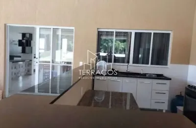 Chácara para venda em Centro de 300.00m² com 2 Quartos, 1 Suite e 4 Garagens