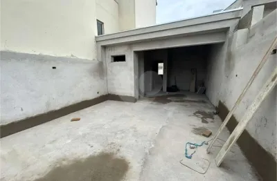 Sobrado para venda em Vila Camilópolis de 147.30m² com 3 Quartos, 2 Suites e 4 Garagens