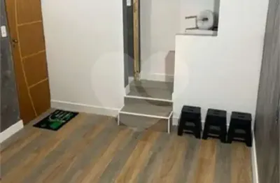 Sobrado para venda em Planalto de 450.00m² com 5 Quartos e 1 Garagem