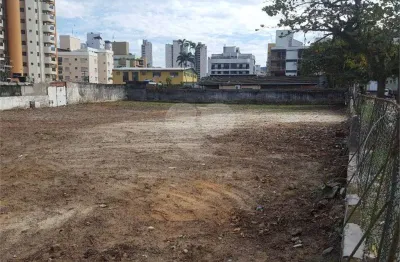 Terreno comercial para alugar na Rua Áureo Guenaga de Castro, Parque Enseada, Guarujá