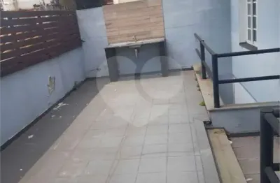 Sobrado para venda em Vila Alpina de 230.00m² com 4 Quartos, 1 Suite e 3 Garagens