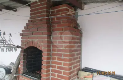 Sobrado para venda em Montanhão de 224.00m² com 3 Quartos e 1 Garagem