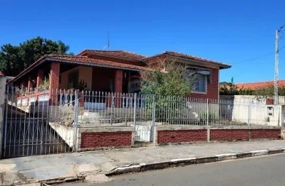 Casa para venda em Vila Rica de 450.00m² com 3 Quartos, 1 Suite e 3 Garagens