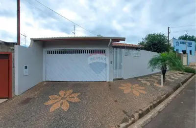 Casa para venda em Jardim Santa Olívia Ii de 250.00m² com 2 Quartos e 1 Garagem