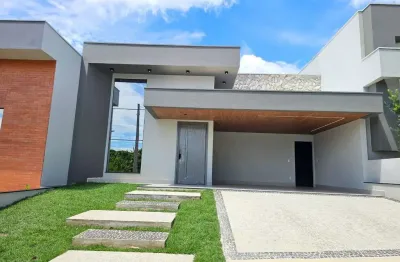 Casa de Condomínio para venda em Condomínio Jardim Piemonte de 209.00m² com 3 Quartos, 3 Suites e 4 Garagens