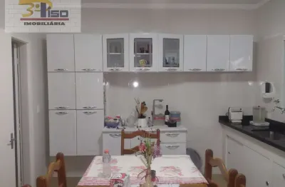 Casa para venda em Jardim De Lorenzo de 190.00m² com 3 Quartos e 2 Garagens