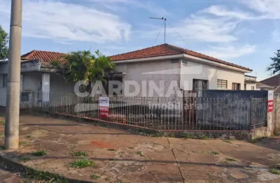 Casa para venda em Centro de 137.00m² com 3 Quartos e 2 Garagens