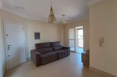 Apartamento para alugar em Centro de 71.73m² com 2 Quartos, 1 Suite e 1 Garagem