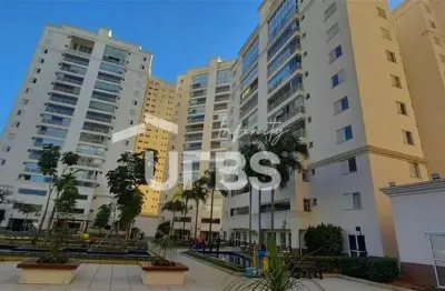 Cobertura para venda em Vila Brandina de 208.00m² com 3 Quartos e 4 Garagens