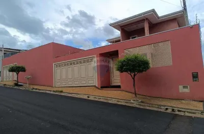 Sobrado para venda em Residencial Fortaleza de 485.00m² com 3 Quartos, 1 Suite e 4 Garagens