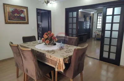 Casa para venda em Jardim Maria Do Carmo de 300.00m² com 5 Quartos, 1 Suite e 4 Garagens