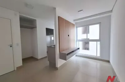 Apartamento para alugar em Centro de 47.00m² com 2 Quartos e 1 Garagem