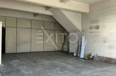 Imóvel Comercial para alugar em Jordanésia (jordanésia) de 80.00m²