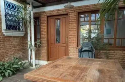 Casa para venda em Sumarezinho de 300.00m² com 5 Quartos e 3 Garagens