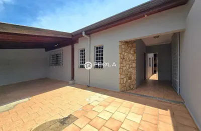 Casa para venda em Santa Cruz de 135.00m² com 3 Quartos, 1 Suite e 3 Garagens