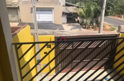 Casa para venda em Vila Santa Maria de 140.00m² com 3 Quartos, 1 Suite e 2 Garagens