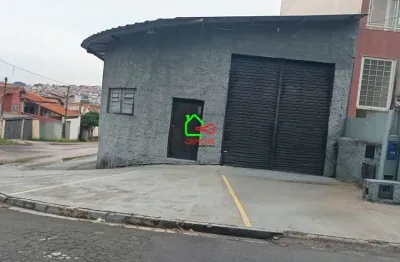 Galpão / Depósito / Armazém para alugar em Jardim Novo Mundo de 230.00m² com 6 Garagens