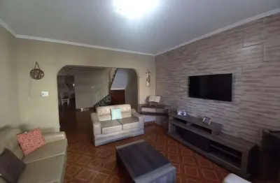 Sobrado para venda em Vila Feliz de 120.00m² com 3 Quartos, 1 Suite e 1 Garagem