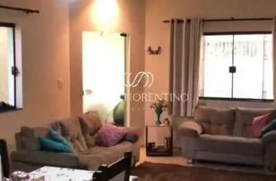 Casa para venda em Jardim Maria Augusta de 180.00m² com 4 Quartos, 3 Suites e 2 Garagens