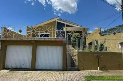 Sobrado para venda em Iguaçu de 300.00m² com 3 Quartos, 2 Suites e 2 Garagens