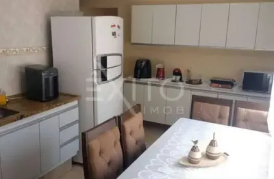 Casa para venda em Parque Residencial Eloy Chaves de 133.00m² com 3 Quartos e 2 Garagens