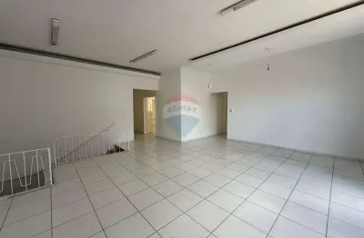 Casa comercial para alugar na Rua Coronel Teófilo Leme, 1057, Centro, Bragança Paulista