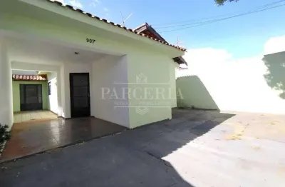 Casa para venda em Dona Amélia de 136.00m² com 3 Quartos e 2 Garagens