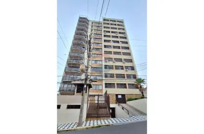 Apartamento para venda em Centro de 190.00m² com 3 Quartos, 1 Suite e 2 Garagens