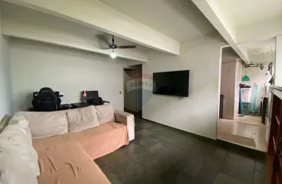 Apartamento para venda em Imóvel Pedregulhal de 81.90m² com 2 Quartos e 1 Garagem