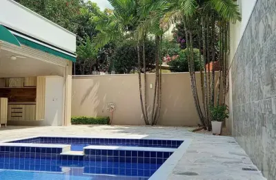 Casa para venda em Condomínio Villaggio di Verona de 235.00m² com 3 Quartos, 3 Suites e 4 Garagens