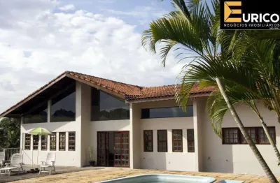 Casa de Condomínio para venda em Condomínio Chácaras do Lago de 698.00m² com 5 Quartos, 3 Suites e 6 Garagens
