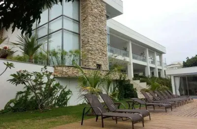 Casa para venda em Condomínio Morada do Sol de 1350.00m² com 10 Quartos, 8 Suites e 7 Garagens