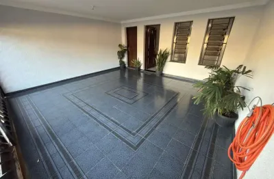 Casa para venda em Vila Rezende de 128.00m² com 2 Quartos e 2 Garagens