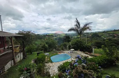 Chácara para alugar em Pinhalzinho de 100.00m² com 3 Quartos, 1 Suite e 5 Garagens