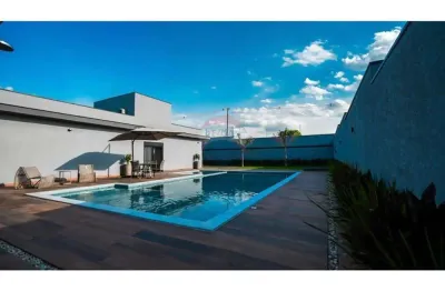 Casa de Condomínio para venda em Jardim Residencial Saint Patrick de 600.00m² com 4 Quartos, 4 Suites e 6 Garagens