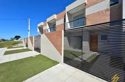 Sobrado para venda em Guaratuba de 96.00m² com 3 Quartos, 1 Suite e 1 Garagem