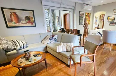 Casa para venda em Vila Oliveira de 258.00m² com 3 Quartos, 1 Suite e 4 Garagens