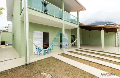Casa para venda em Praia Do Sapê de 310.00m² com 5 Quartos, 3 Suites e 4 Garagens
