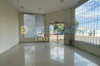 Imóvel Comercial para alugar em Vila Bandeirantes de 66.00m²