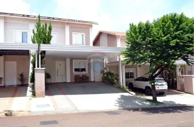 Casa de Condomínio para venda em Vila Do Golf de 161.00m² com 3 Quartos, 1 Suite e 3 Garagens