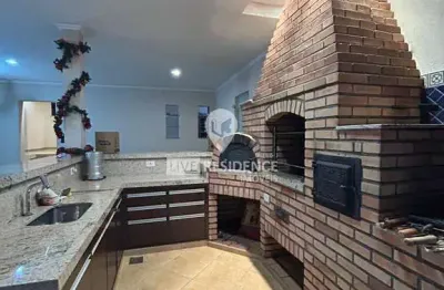 Casa para venda em Vila Brasileira de 214.00m² com 3 Quartos e 2 Garagens