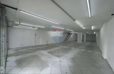 Imóvel Comercial para alugar em Recreio Dos Bandeirantes de 260.00m² com 2 Garagens