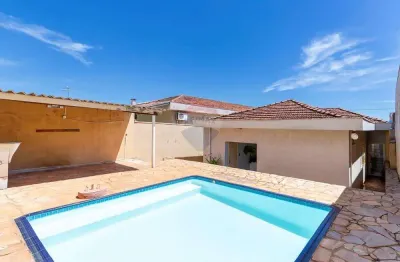 Casa para venda em Jardim Paulistano de 250.97m² com 3 Quartos, 2 Suites e 4 Garagens