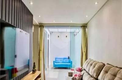 Casa de Condomínio para venda em Vila Metalúrgica de 155.00m² com 3 Quartos, 3 Suites e 2 Garagens